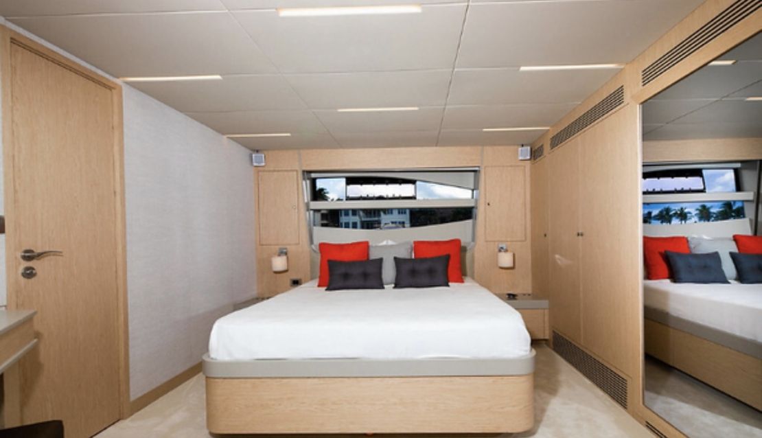 80 Numarine - Miami yacht rental