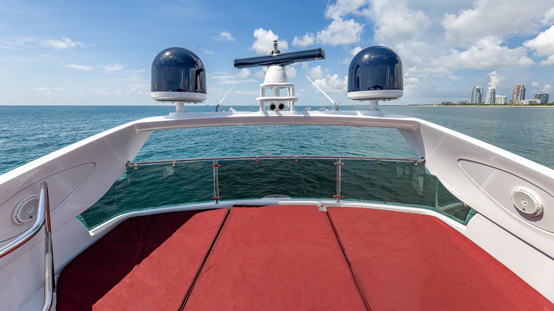 80 Sunseeker Flybridge - Miami yacht rental