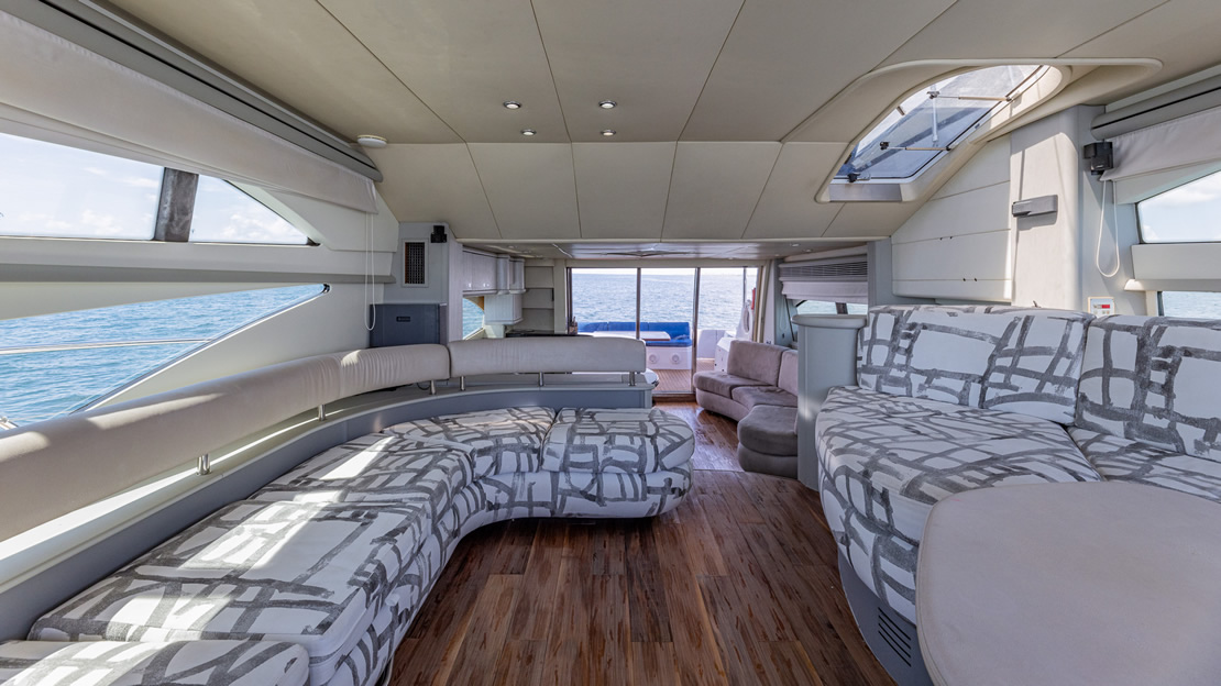 80 Sunseeker Flybridge - Miami yacht rental