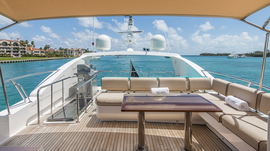 84 Joyce Flybridge - Miami yacht rental