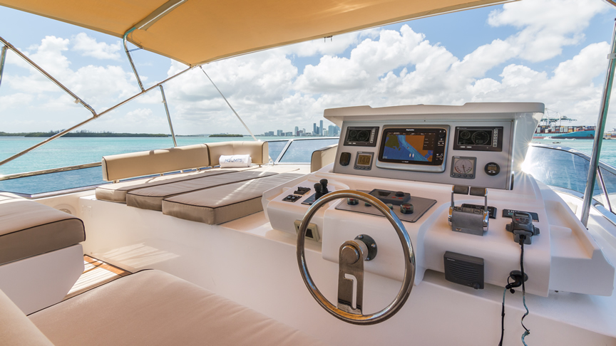 84 Joyce Flybridge - Miami yacht rental
