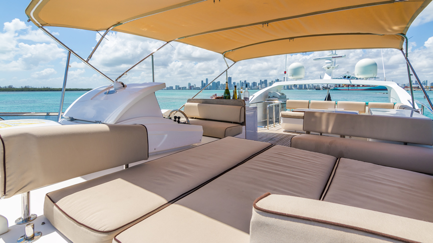 84 Joyce Flybridge - Miami yacht rental