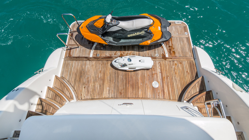 84 Joyce Flybridge - Miami yacht rental