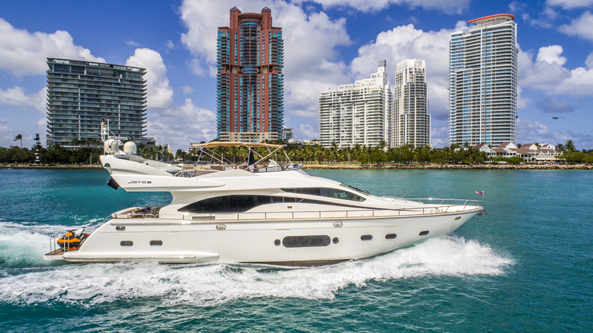 84 Joyce Flybridge - Miami yacht rental