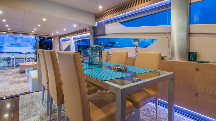 84 Joyce Flybridge - Miami yacht rental