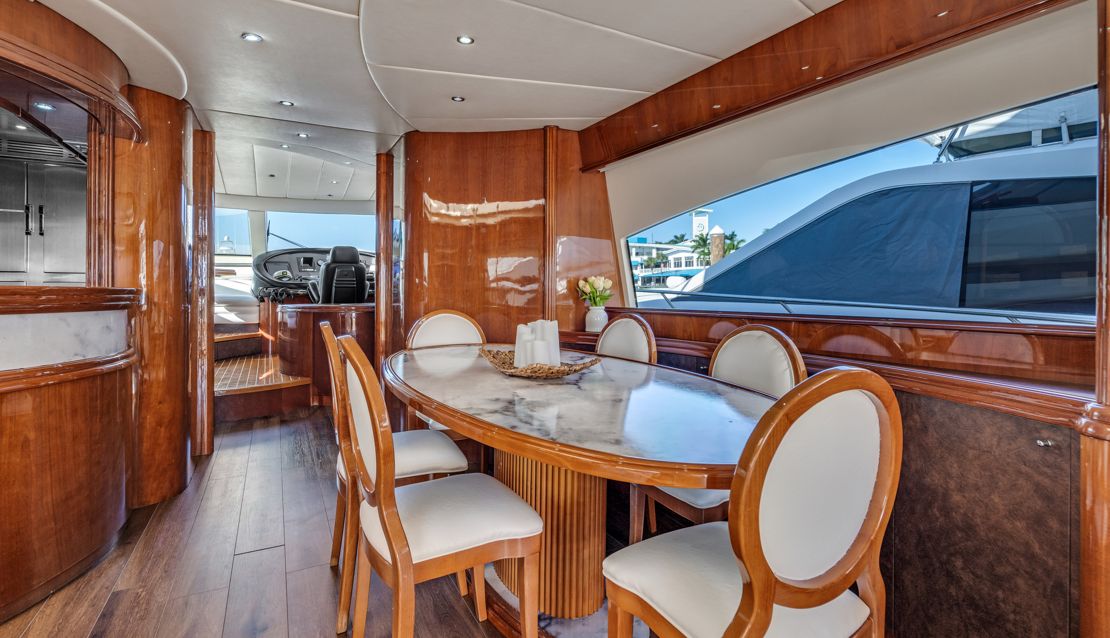 85 Azimut w/ Jacuzzi Slide & Pool - Miami yacht rental