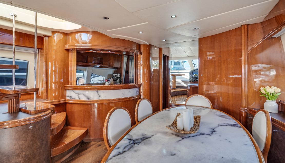 85 Azimut w/ Jacuzzi Slide & Pool - Miami yacht rental