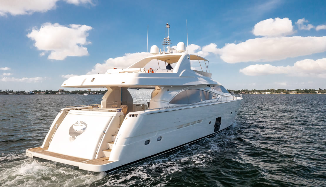 85 Ferretti w/ Jacuzzi - Miami yacht rental