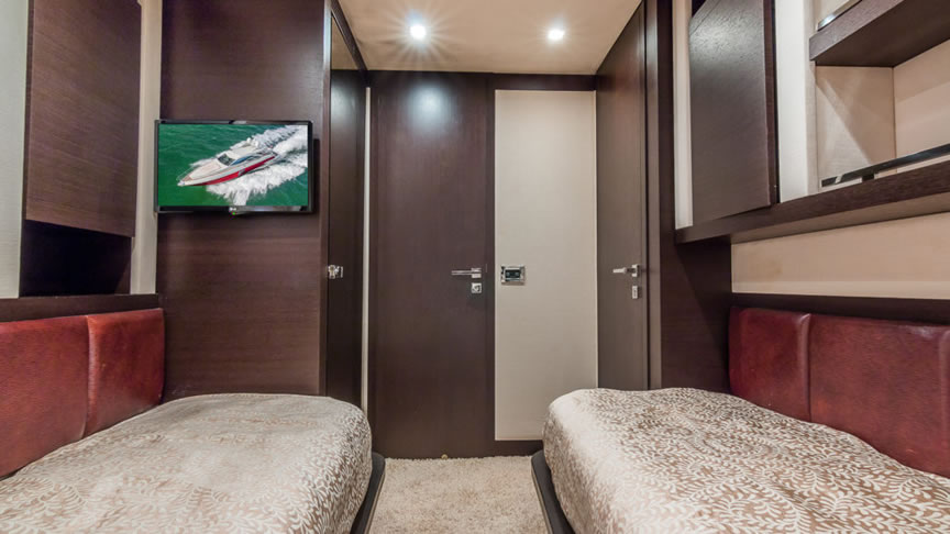 86 Azimut Scarlet - Miami yacht rental