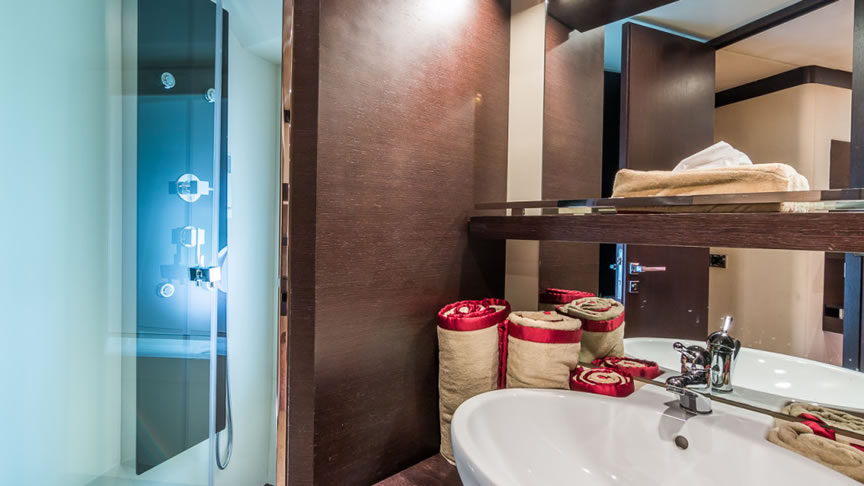 86 Azimut Scarlet - Miami yacht rental