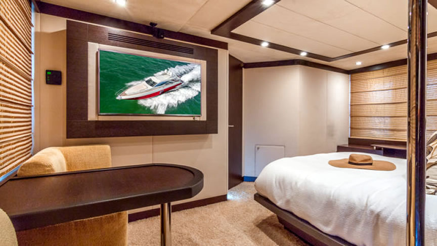 86 Azimut Scarlet - Miami yacht rental