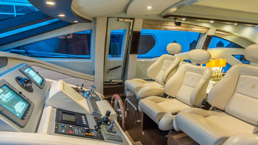 86 Azimut Scarlet - Miami yacht rental