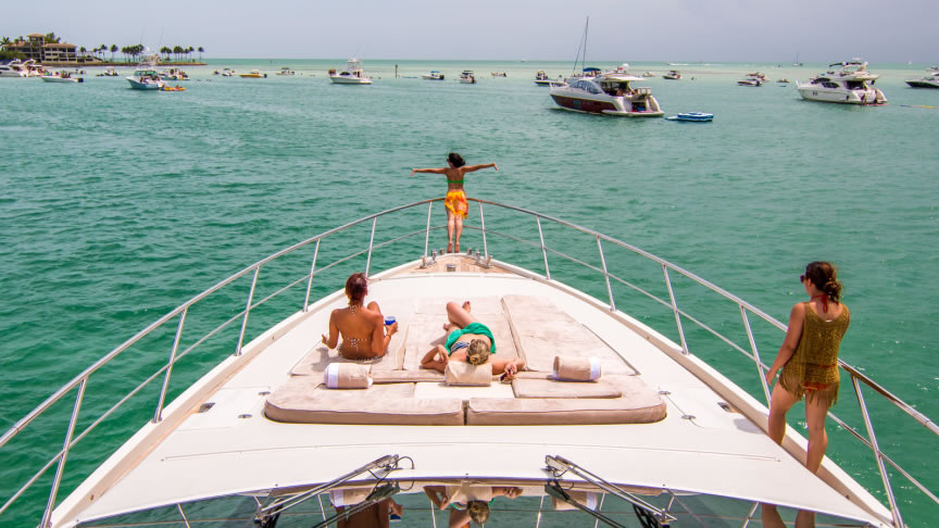 86 Azimut Scarlet - Miami yacht rental