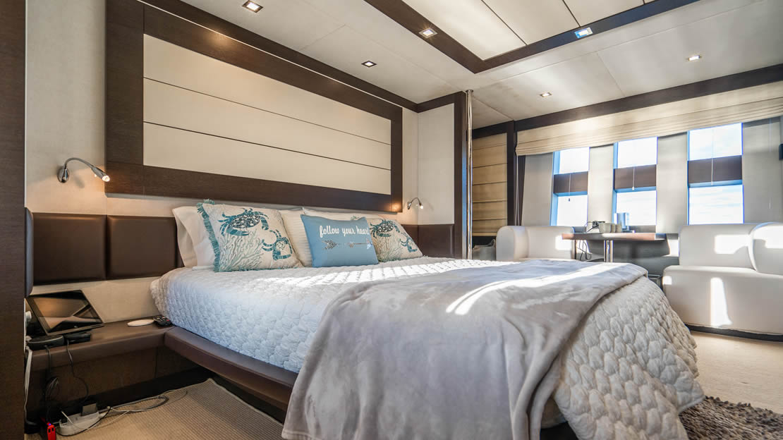 86 Azimut - Miami yacht rental