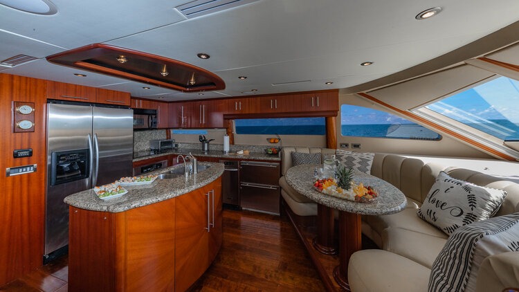 86 Lazzara - Miami yacht rental