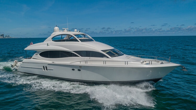 86 Lazzara - Miami yacht rental