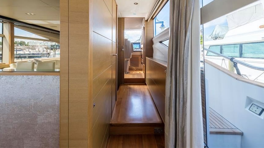 88 Princess - Miami yacht rental