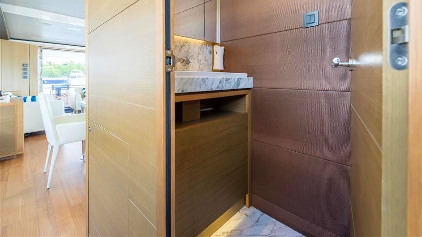 88 Princess - Miami yacht rental