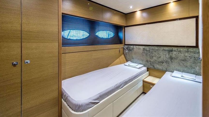 88 Princess - Miami yacht rental