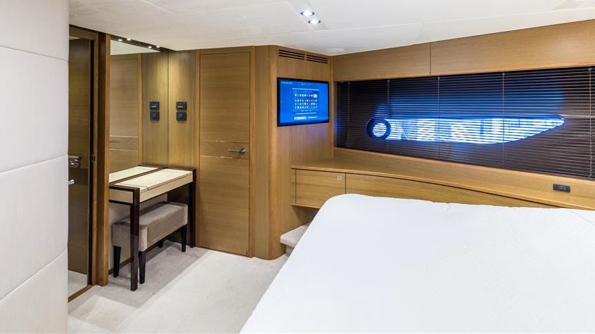 88 Princess - Miami yacht rental
