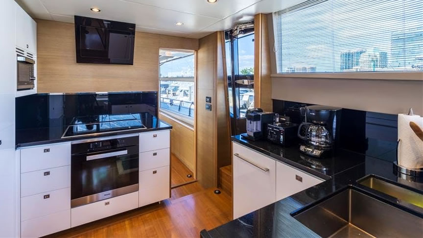88 Princess - Miami yacht rental