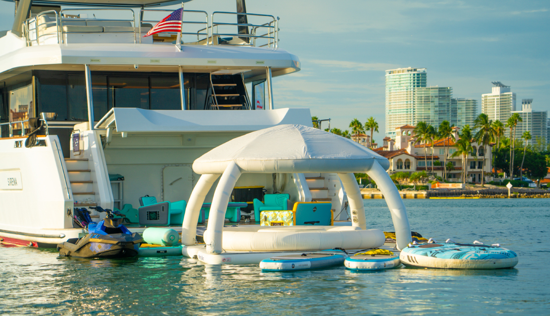 88 Sirena Flybridge - Miami yacht rental