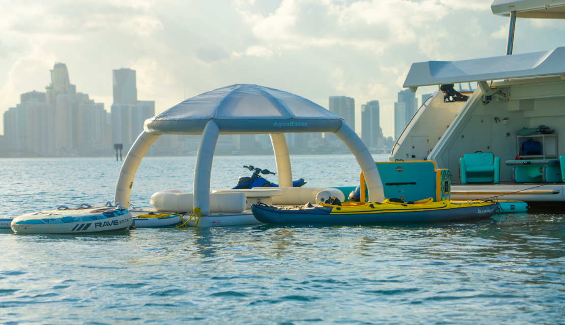 88 Sirena Flybridge - Miami yacht rental