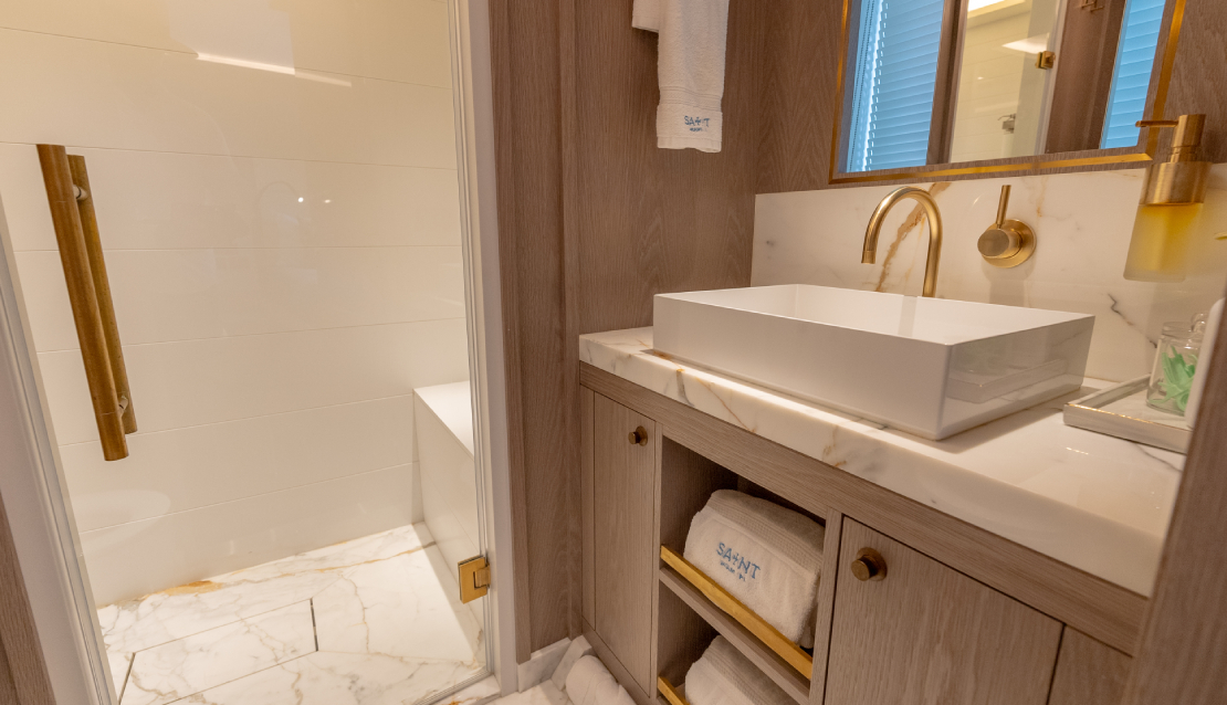 88 Sirena Flybridge - Miami yacht rental