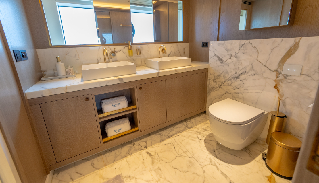 88 Sirena Flybridge - Miami yacht rental