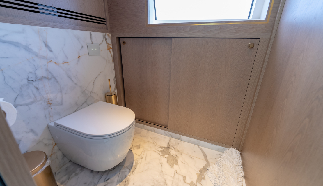 88 Sirena Flybridge - Miami yacht rental