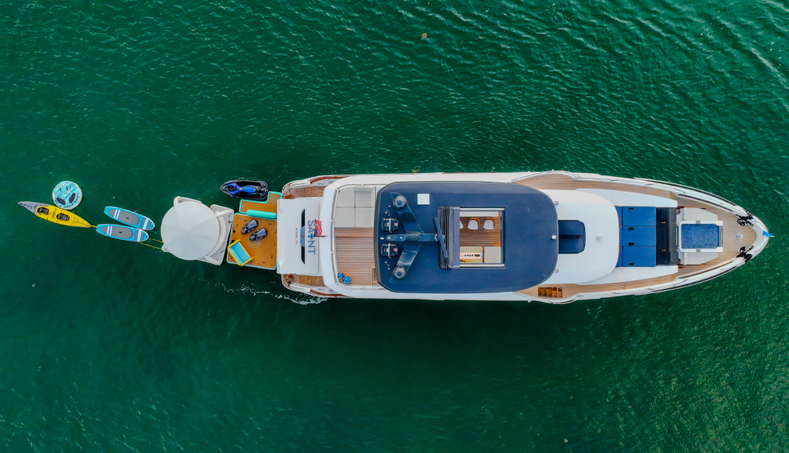 88 Sirena Flybridge - Miami yacht rental
