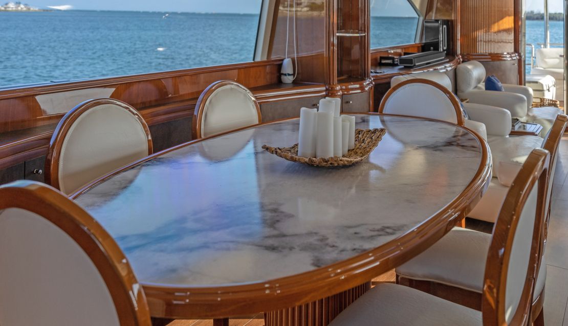 90 Azimut w/ Jacuzzi Slide & Pool - Miami yacht rental