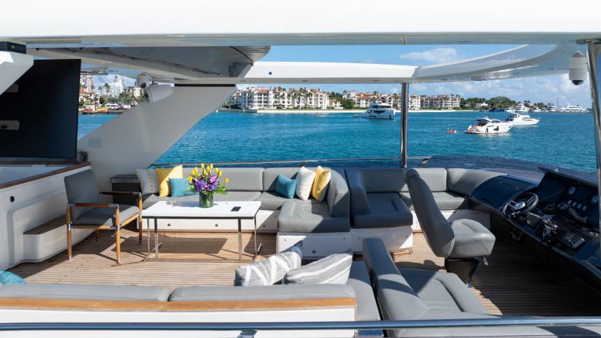 90 Princess - Miami yacht rental