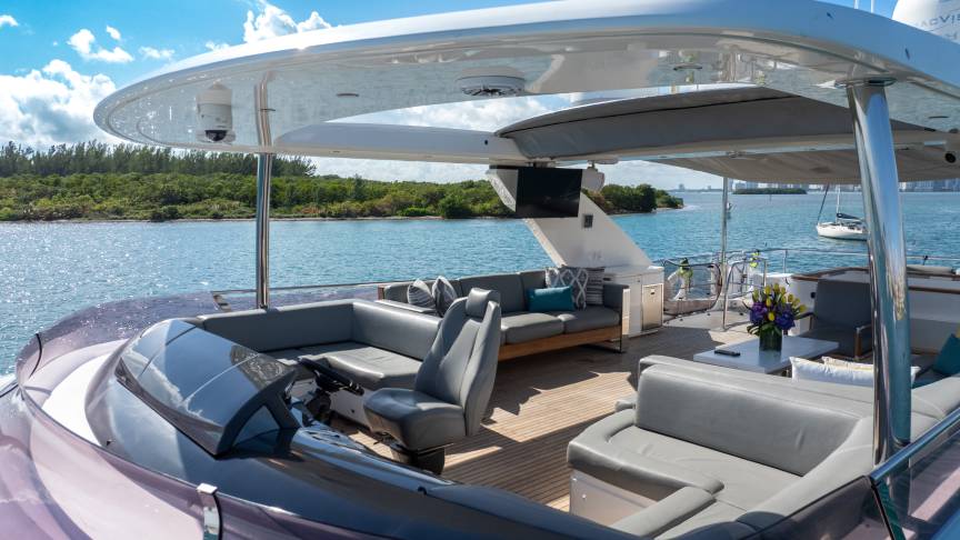 90 Princess - Miami yacht rental