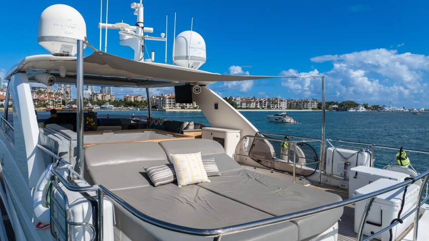 90 Princess - Miami yacht rental