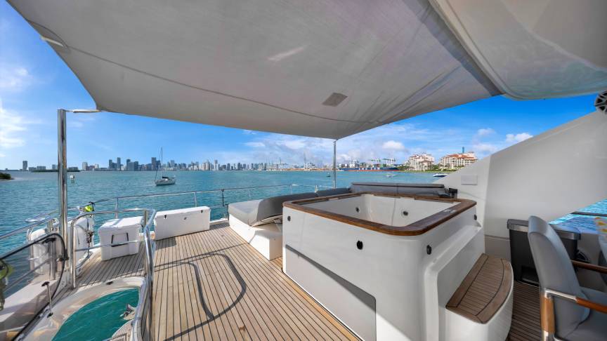 90 Princess - Miami yacht rental