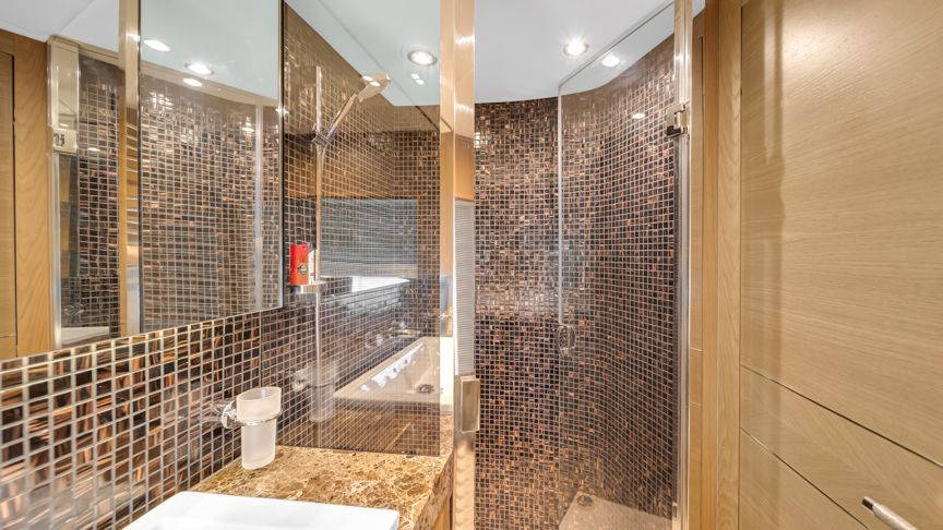 90 Princess - Miami yacht rental