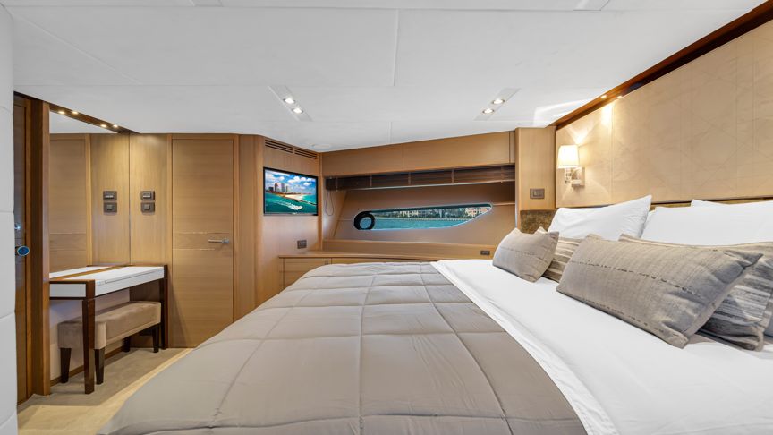 90 Princess - Miami yacht rental