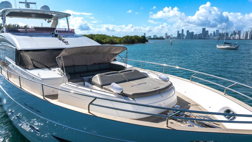 90 Princess - Miami yacht rental