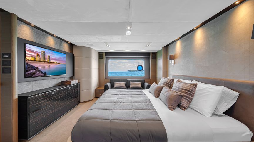 90 Princess - Miami yacht rental