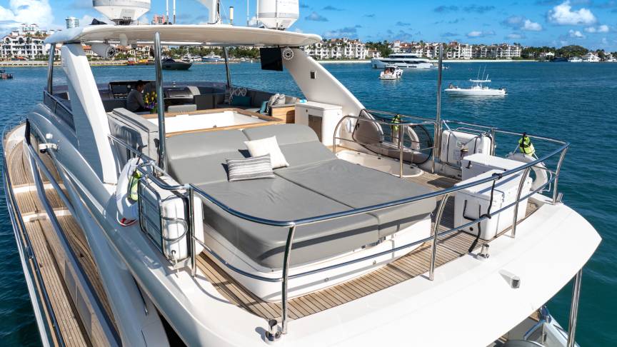 90 Princess - Miami yacht rental