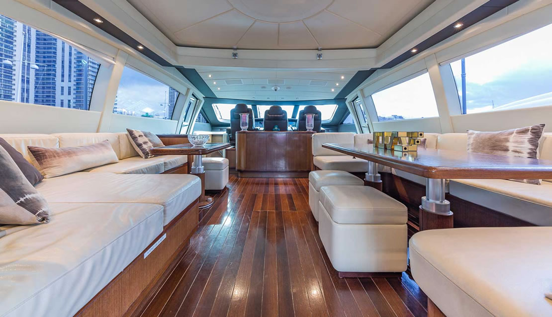 92 Mangusta - Miami yacht rental