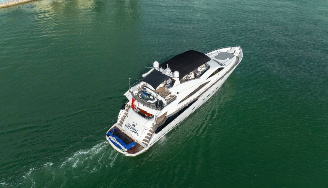 94 Sunseeker Jacuzzi - Miami yacht rental