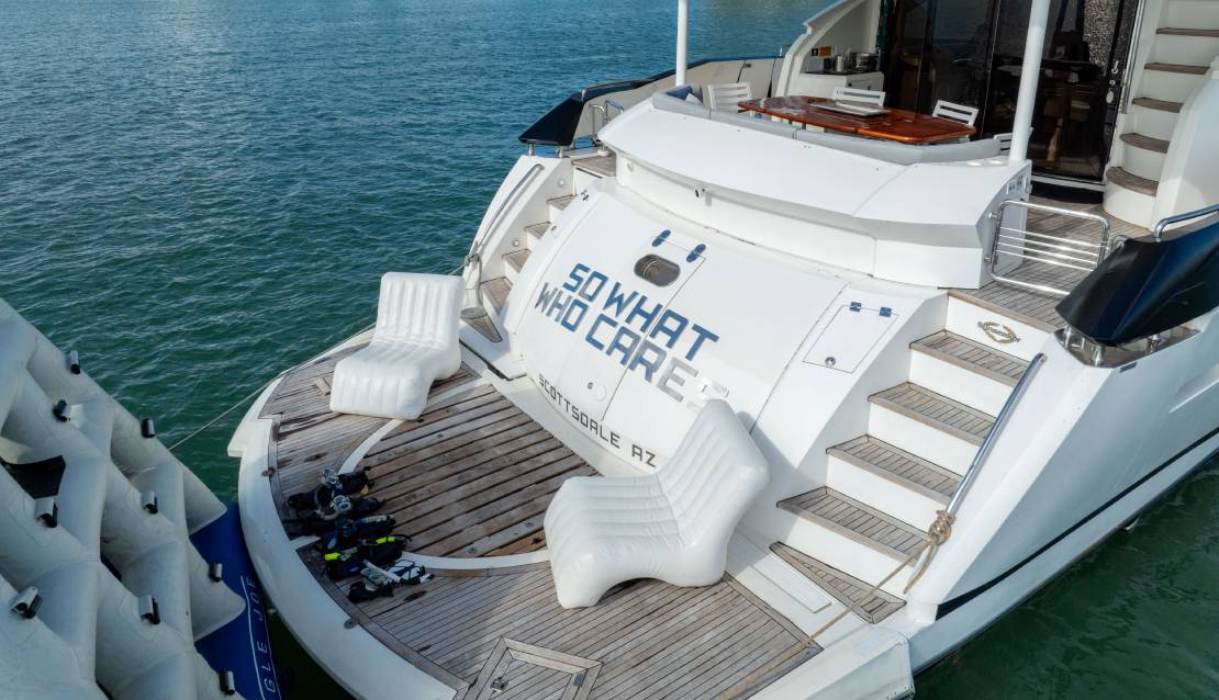94 Sunseeker Jacuzzi - Miami yacht rental