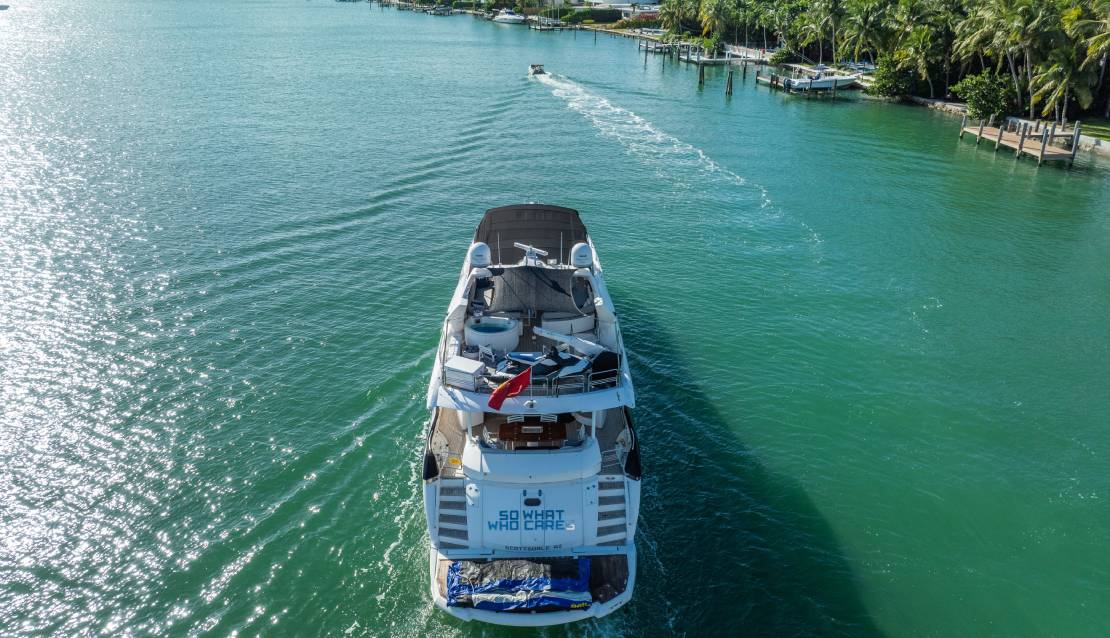 94 Sunseeker Jacuzzi - Miami yacht rental