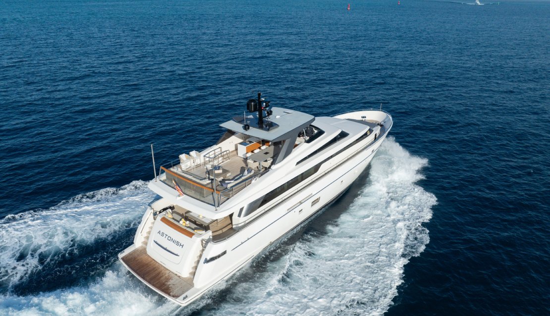 97 Astonish - Miami yacht rental