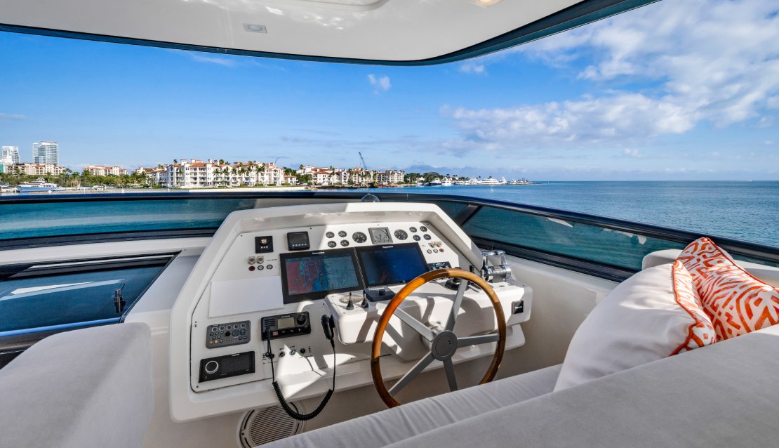 97 Astonish - Miami yacht rental