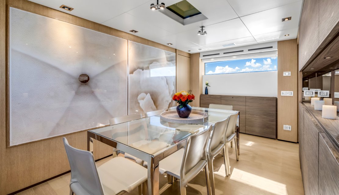 97 Astonish - Miami yacht rental